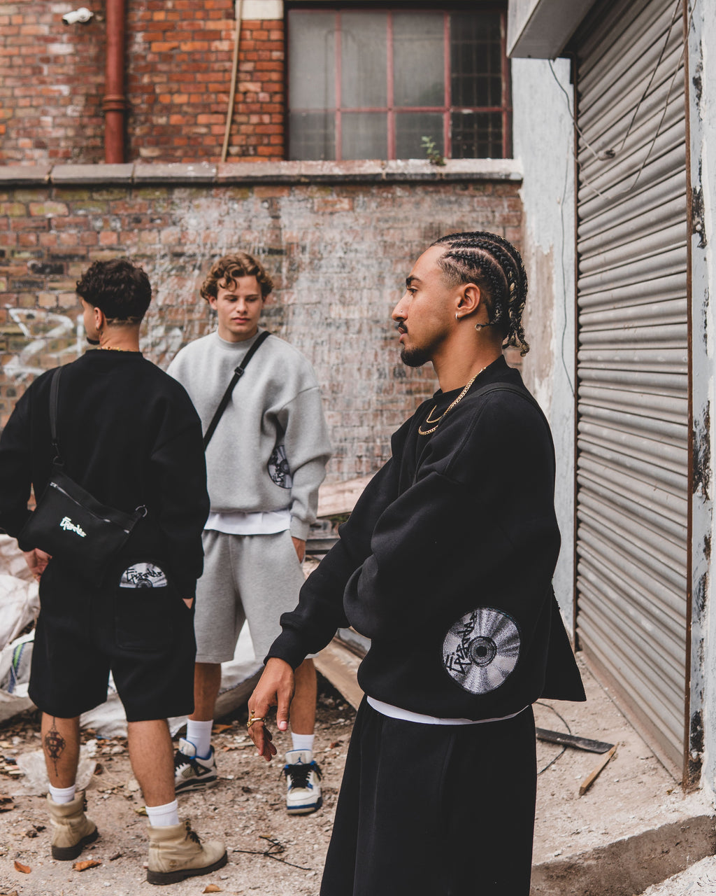 Disc Sweatshirt Black [630GSM]